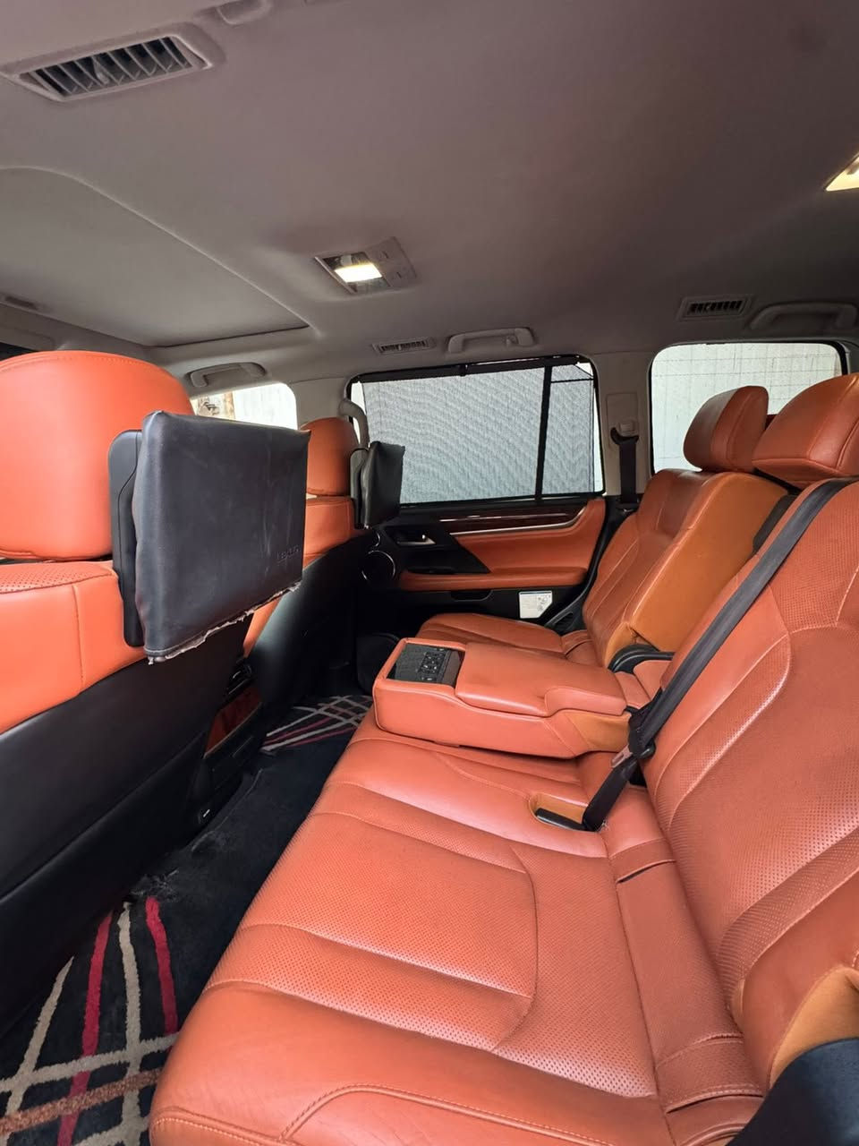 Lexus 2019
خليجية وگاله ال بريــم گامل مواصفات 
المسافه المقطوعة 81000 k.m حقيقي 
داخـل مشـمشـي 
الظــرر ..جامـلغ أمامـي مبدل نفس اللون .. الباقي مگفول 
السعر : 70,000 الف $ 
مگان السياره : بغداد /كراده 
للأستفسار :
***********
