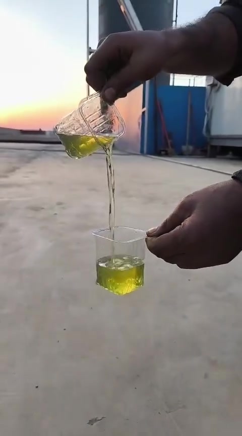 اصفر خفيف واصل بغداد كرخ ورصافه 
***********
