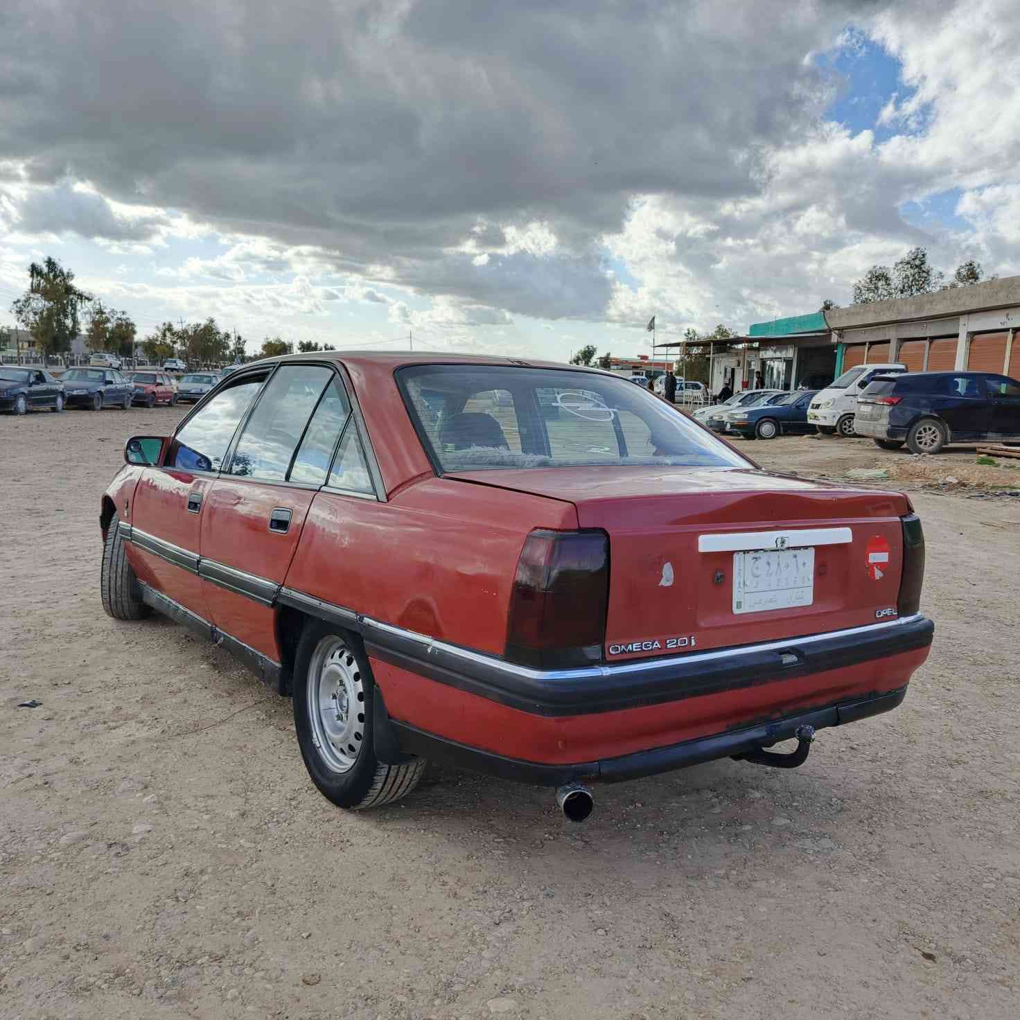 وابل وميكا حجم 20 موديل 1991 رقم نينوئ مشروع وطني وكاله من وكيل تحويل من شرعي كربون بيها محرك كير شرط 
كهربائيات كلها شغاله تايرات باتري كله جديد سعر 27  بي مجال بسيط
***********
مكاني تلعفر
