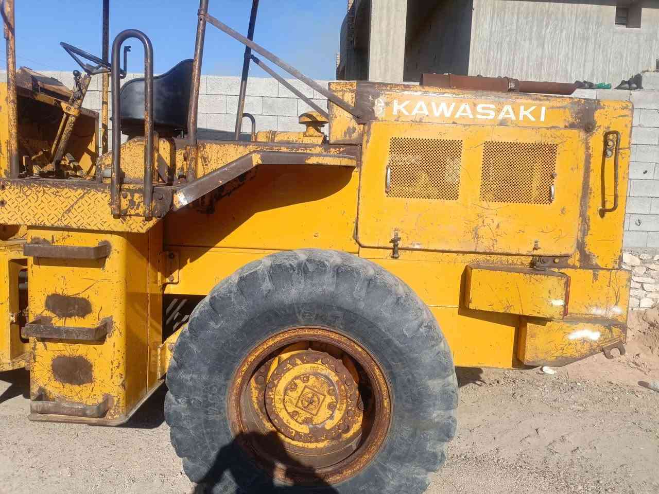 70بي موديل 82 بلادي كير وترك  ومحرك كله جديد العنوان الرمادي الاستفسار *********** ابو عبدالله
