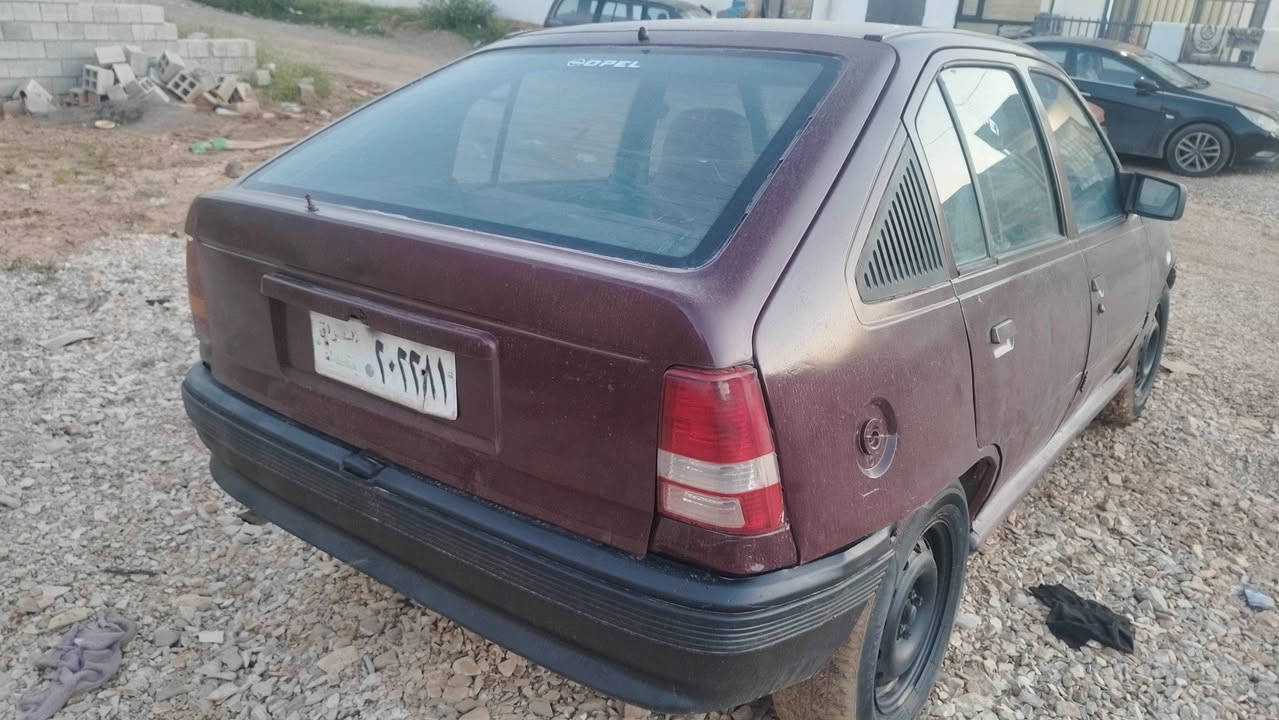 بەناوی خوای گەورە ئەم ئۆپڵە کادیدە بوگورینەو  فروشتن نرخی 9گەڵاو مەعامەلەیەکی زور کەم ئارم پلاسیک سلیمانیە مەکینە 16 گیر عادی چوار تایە باشی لەژیرە ماڵی فەقیرە و مەسروفی کەمە لەسلیمانیم *********** \  *********** السليمانية, العراق
