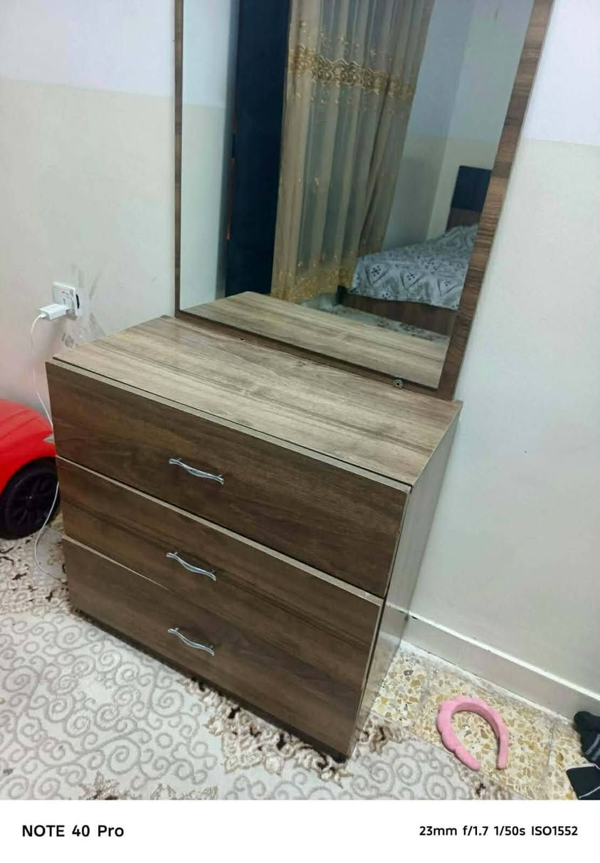 غرفه للبيع مع الدوشك كلش جديده ونظيفه العنوان دهوك بنوهدرا تواصل خاص


**إذا كنت صاحب هذا الإعلان وتريد حذفه لأي سبب، رجاءا أرسل رسالة إلى الدعم الفني**