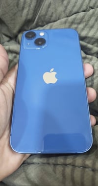 ايفون 13 عادي ازرك ذاكرة 128 بطارية100(مبدل اصلية apple موضح بالصور) ج...