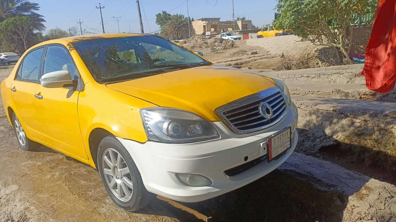 سلام عليكم جيلي موبل موديل 13مكينه وكير وحداديه خير من الله تخم تاير صبغ جديد سياره تعمير جديد بجم سنويه صارلها شهر نتهت مداور ثاني يوم رقم مسيان دوخل نحله لايت زنون مكاني دوانيه عفك *********** سعرها 37 وبيها مجال
