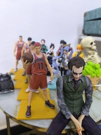 مجسمات • ١٥ قطعة • سعر عالي