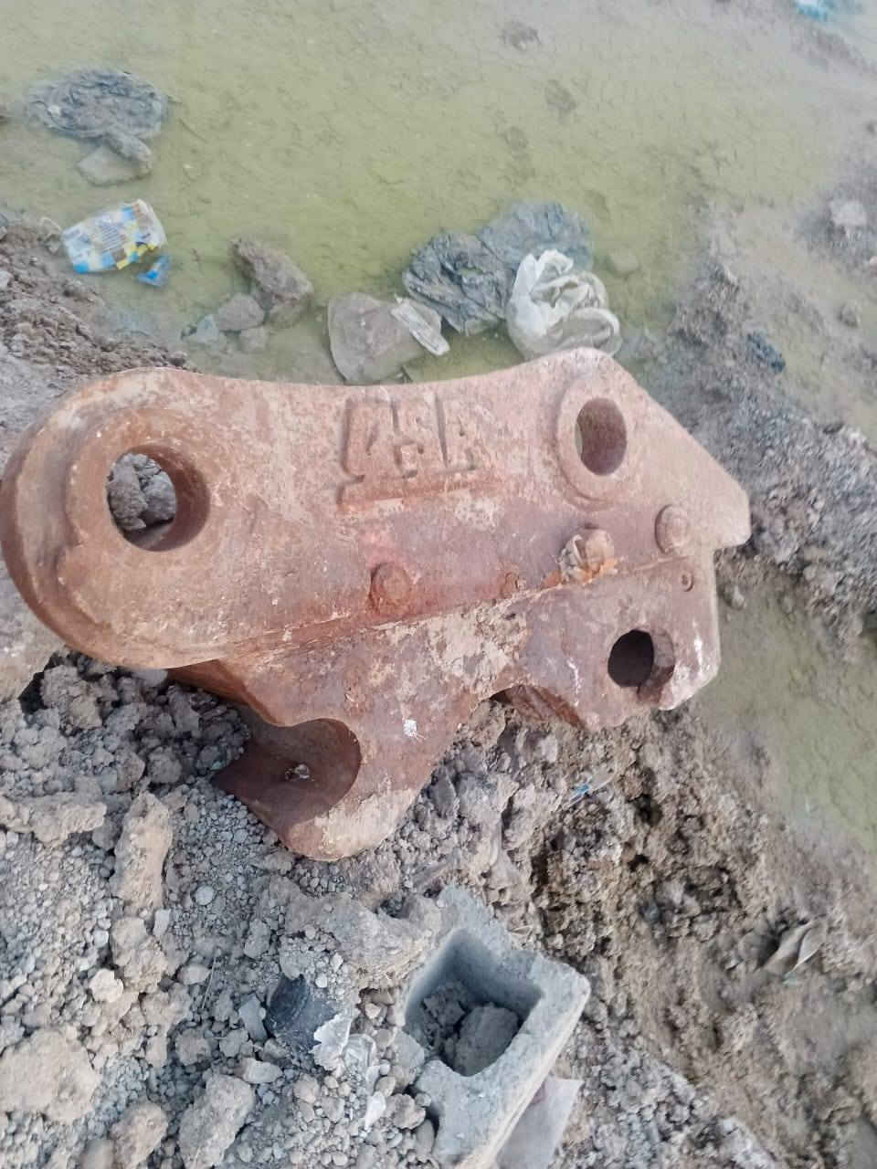 كيله حفاره 350 للبيع بلاديه كفاله من كسر أو فطر
بيم 90 وياه كماشه بلاديه للاستفسار ***********مكان الانبار
