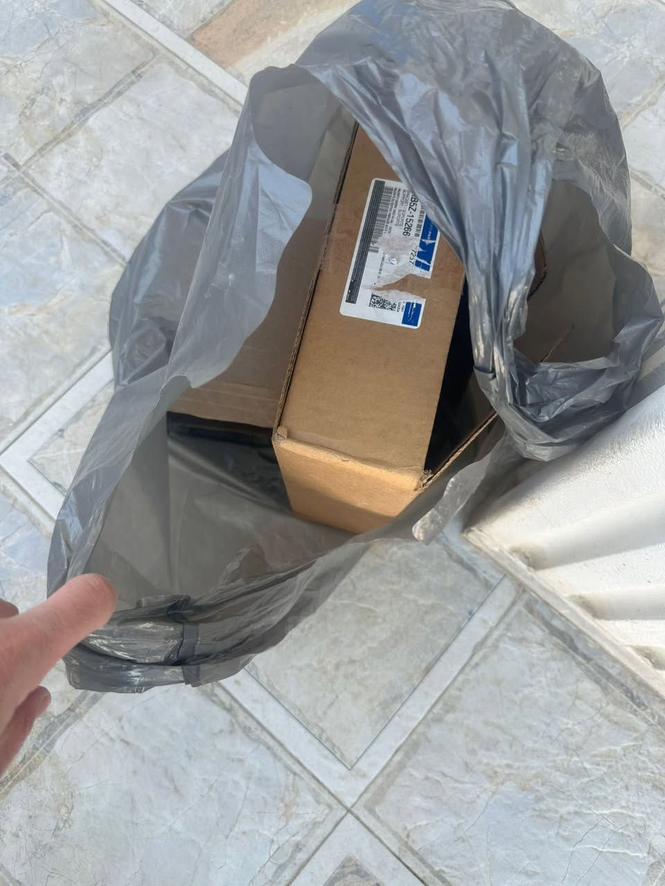 موديل 25 ماشيه 8 آلاف داخله بكتاب شهداء لون ابيض حاليا بالورشه تستلم مصلح وجاهز كاصلهه غراض القطع غيار من شركه القاصد يعني وكاله 
 سياره حلوه وبالعافيه على الياخذها سعرها 223 رقمي ***********
