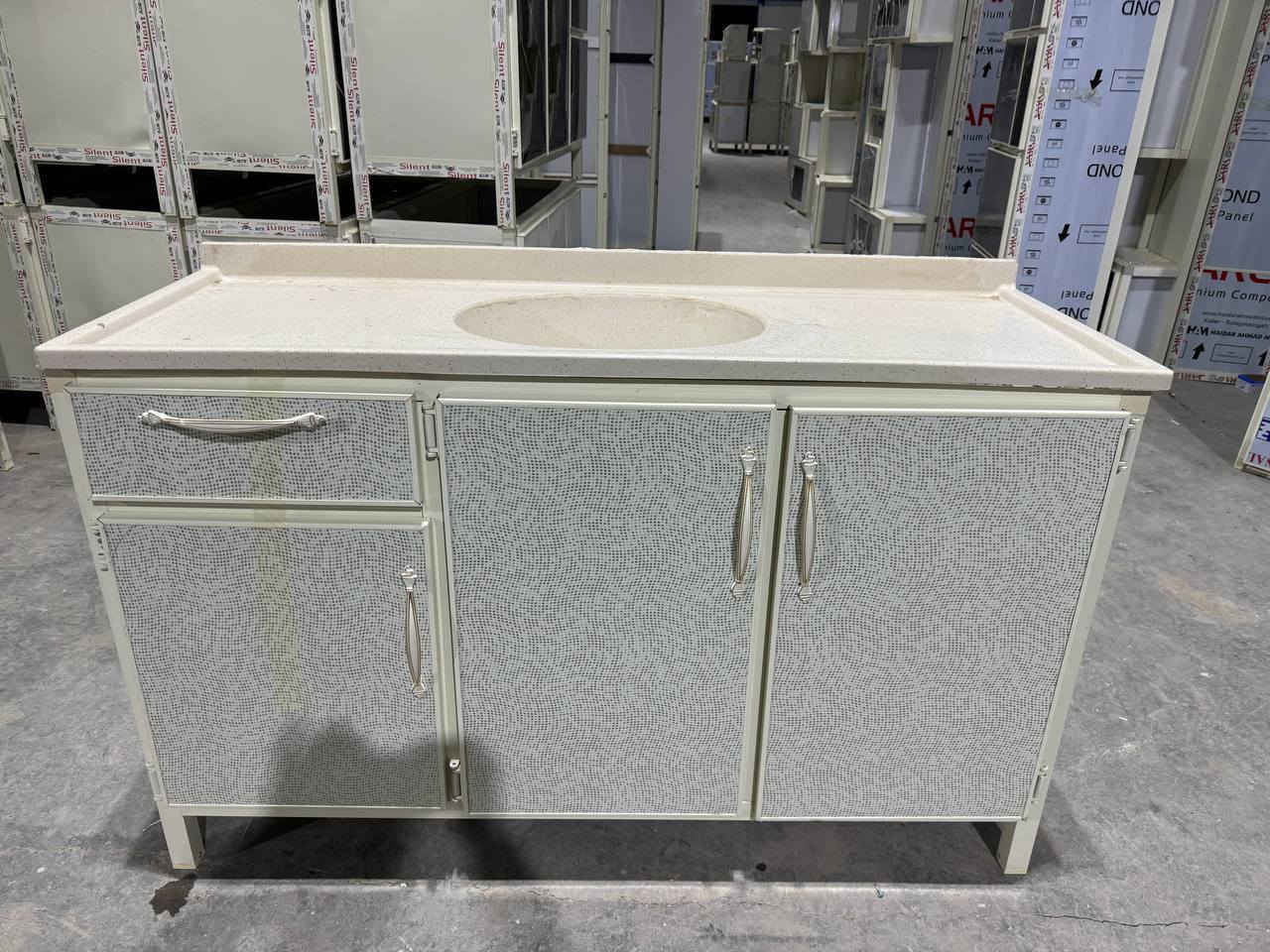 🔥تخفيضات..🔥السعر 135🔥
#سنك متر ونص

#كاونتر_المنيوم_السنك_مرمر جميع القياسات متوفرة

( شعارنا_المصداقية_والتوصيل_السريع ومطابق. للمواصفات واللوان وجميع التفاصيل بدون ضرر اوختلاف )

يوجد خدمة توصيل للمحافظات

   
الاستلام على الفحص 

للحجز والاستفسار مراسلة الصفحة
او على الواتساب ***********
يتوفرخدمةتوصيل للجميع المحافظات العراق 
#يتوفر_توصيل_لكل_محافظات_العراق #للحجز_او_الاستفسار_مراسلتنا_ #العراق_بغداد__حله_نجف_بصرة_عمارة_ناصريه_كوت_سماوة_ديوانيه_كربلاء_ديالى_رمادي_ #تخفيضات_كبيره__حقيقي 
#للجميع .#متابعين.
