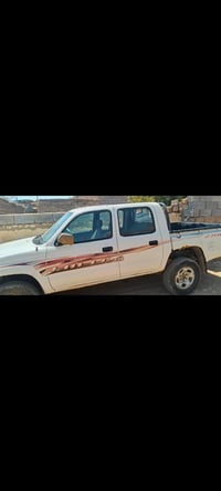سيارة بيك اب • بيك اب 2000 • شاحنة بيك اب • سيارة حمل • موديل 2000 • م...