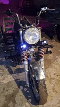 ستوته لبيع محرك ٢٠٠ وكسل لطش كهربيات شغاله بدون بدي07771628897