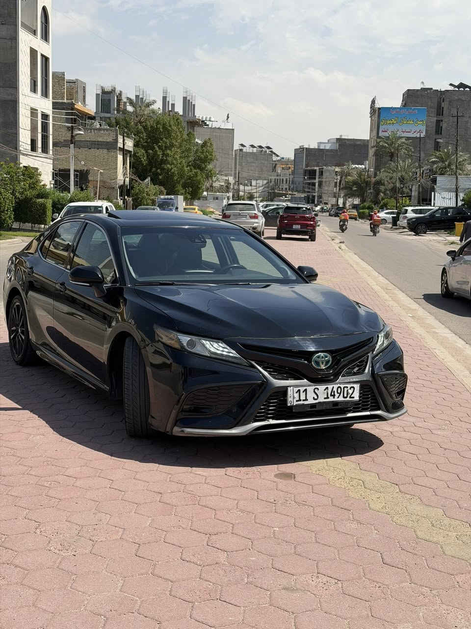 السلام عليكم ورحمة الله وبركاته 💐
كامري XSE نايت شيد فول ١/١.   2022 
السيارة مكينة هايبرد وبانزين

- موديل 2022
- مكينة ٤ سلندر.  هايبرد 2500 vvt 
- لون اسود ملكي 🖤
- فتحة سقف ( سلايد روف ) 
- بصمة تشغيل 
- بصمة ابواب وصندوق 
- كشنات جلد ( كهرباء + تدفئه ) 
- شاشه كبيرة + كامره hd 
- كار بلي
- ثلاث انظمة قيادة ( sport-eco-normal ) 
-رادارات ( امامي - خلفي + تحديد مسار ) 
- كروز سرعه + شفتات تبترونك 
- ماشيه 100 الف 
- ضرر جداً بسيط 
( فقط دعامية وبنيد راجع بارد ) 
- بدون ايرباك 🔴
صور الحادث مرفقة مع المنشور
السيارة كلش جديده ومناقصها كلشي 
بالعافية ع الي تصير من نصيبة 

مكانها بغداد / حي الجامعة 

للاستفسار.    *********** 📞

السعر.   18,200💵💵
