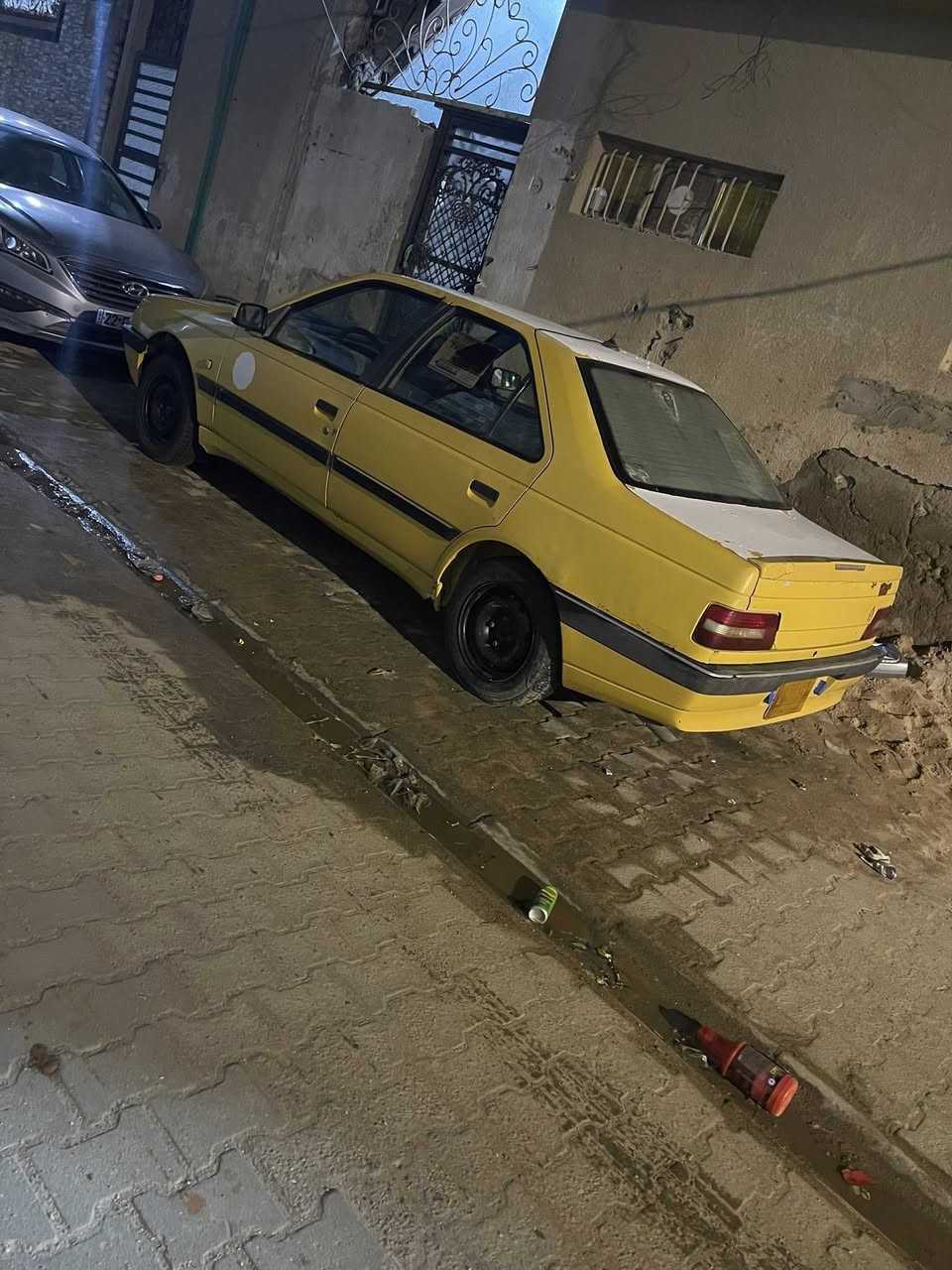 بيجو 405 مديل 2016 السياره كير مكينه تبريد حداده بدي كله كفاله رقم بصره تحويل شوكت ما يعجبك سياره جاهزه من كلشي سياره كلش نضيفه وحلوه للبيع او مراوس السعر 40 وبيه مجال مكاني البصره التنومه ***********
