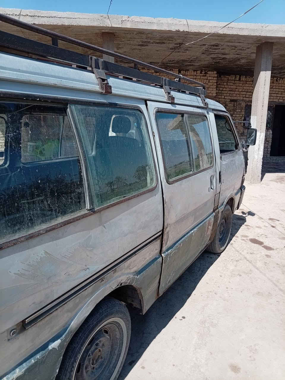 سلام عليكم  كيه بسته البيع موديل 94بغداد سنويه 27 محرك كير كسن نضاف صدر نص عمره تخم تاير كهربايات كله شقاله


**إذا كنت صاحب هذا الإعلان وتريد حذفه لأي سبب، رجاءا أرسل رسالة إلى الدعم الفني**