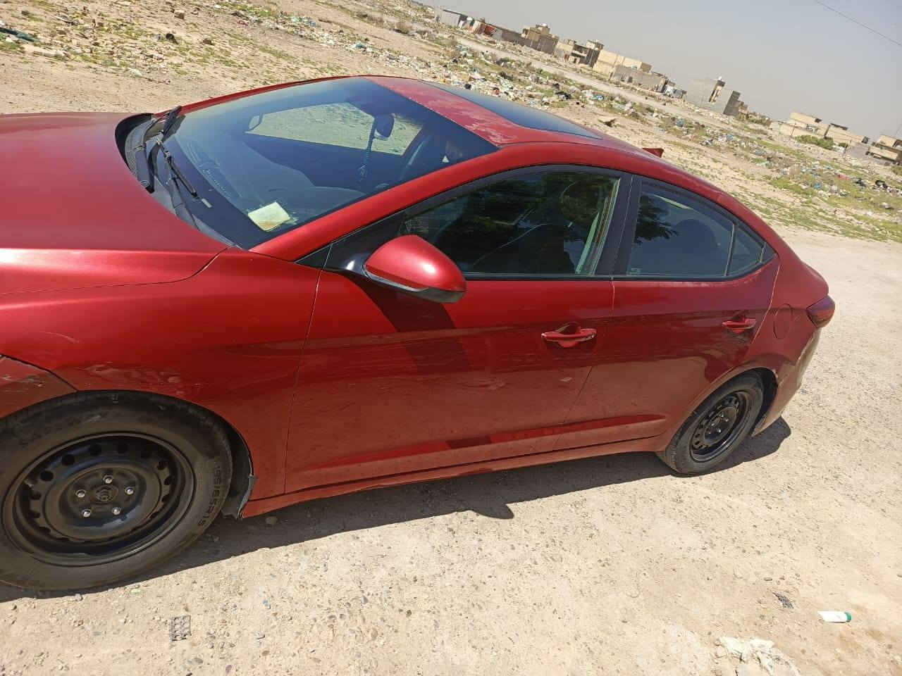 النترى امريكي 2017
حادث خلفي 
فول مواصفات 1 على 1
محرك 2000 دوش 
السعر 105 وبيه مجال 
*********** 
بغداد أبو دشير
