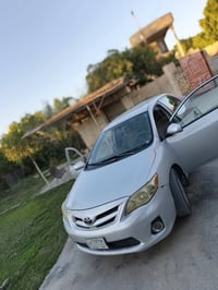 كورلا ٢٠١٣ وارد مكينه ١٨٠٠ بيهه صبغ أقل الحزام بدون داخل لسعر ١٠٠ من ا...