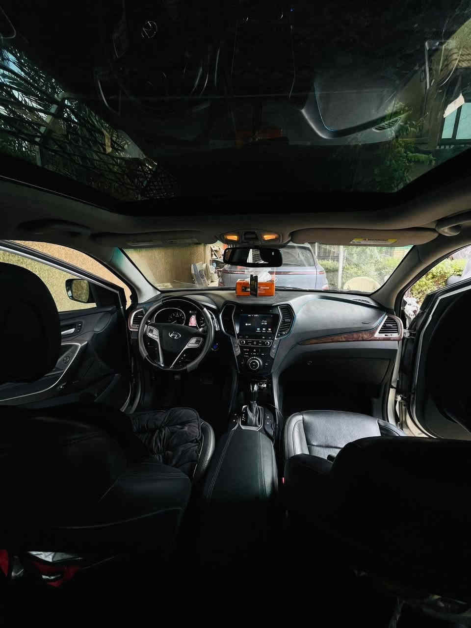 الموصفات
بانوراما
رادار امامي خلفي 
رادار جانبي
كامرات 360 درجه
صندوك كهرباء
مكينه 2000 تيربو 
كشنات جلد 
خزن بل كشن الامامي 
كشنات كهربائي 
تدفئه تبريد بل كشنات الاماميه 
تدفئه بل كشنات الخلفيه 
بردات بل ابواب الخلفيه 
فول تحكم ستيرن 
وضعيات قياده 
 قطعتين تبريد 
اشاير بل مري 
باختصار اعلى فئه بل سنتافي
 حادث 3 قطع صبغ 
السعر 160 مكاني بغداد 
للأستفسار ***********
