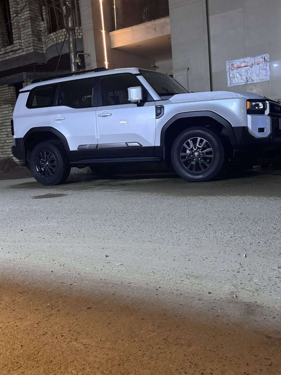 السلام عليكم …برادو موديل2025 سعودية وكالة عبد اللطيف رقم بغداد فئة R2 سيارة جديده كلش مكفولة من الشخص والرصعة والزلغ ماشية 8 الف فقط السعر 550 يعني خمس دفاتر و50 ورقة وبيها مجال للشراي 
0773606098
العنوان بغداد الدورة بيع فقط غير متواجد عالفيس اتصال او واتس اب


**إذا كنت صاحب هذا الإعلان وتريد حذفه لأي سبب، رجاءا أرسل رسالة إلى الدعم الفني**