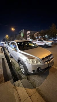 من رخصة الادمن سلام عليكم  شوفرليت كابتيفا موديل 2008  وبيها كابون بنز...