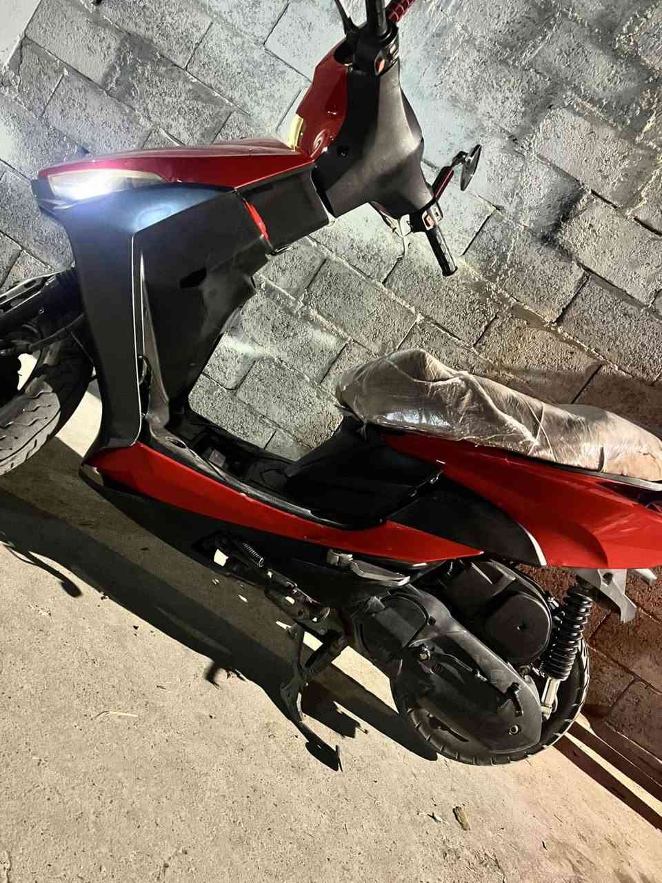 دراجة نارية 🏍️
محرك عدله 
كهربائيات كامل 
كفرات كامله 
بدون صرف محرك شرط
السعر خاص 
الرقم ‭***********‬

