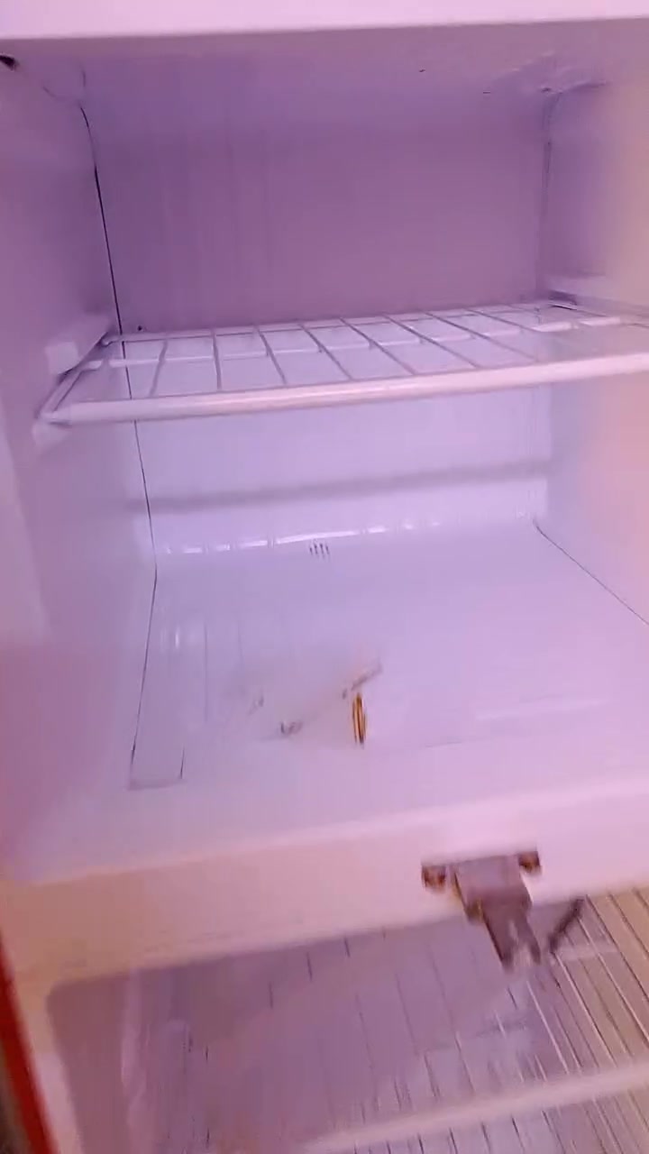 ***********
