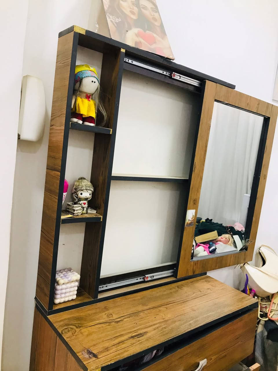 ميز مراية نضيف خلل سچه الجرار فقط ب25
بغداد البلديات ***********
