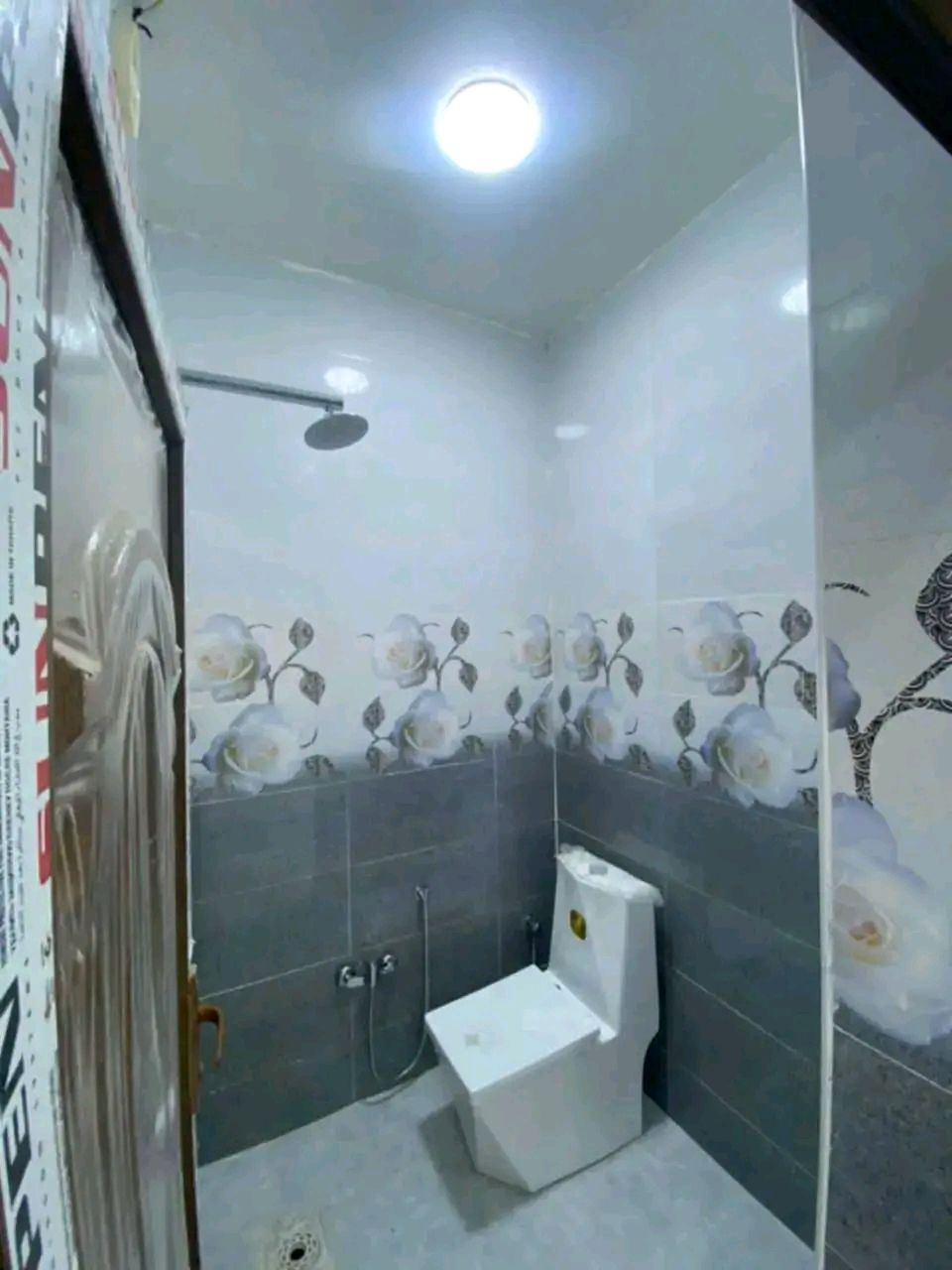 دار البيع امغربه قرب جمله ابو تحسين  مساحه 125 بناء جديد جاهز اللسكن طابو صرف اللاستفسار علا رقم  الهاتف  ***********
