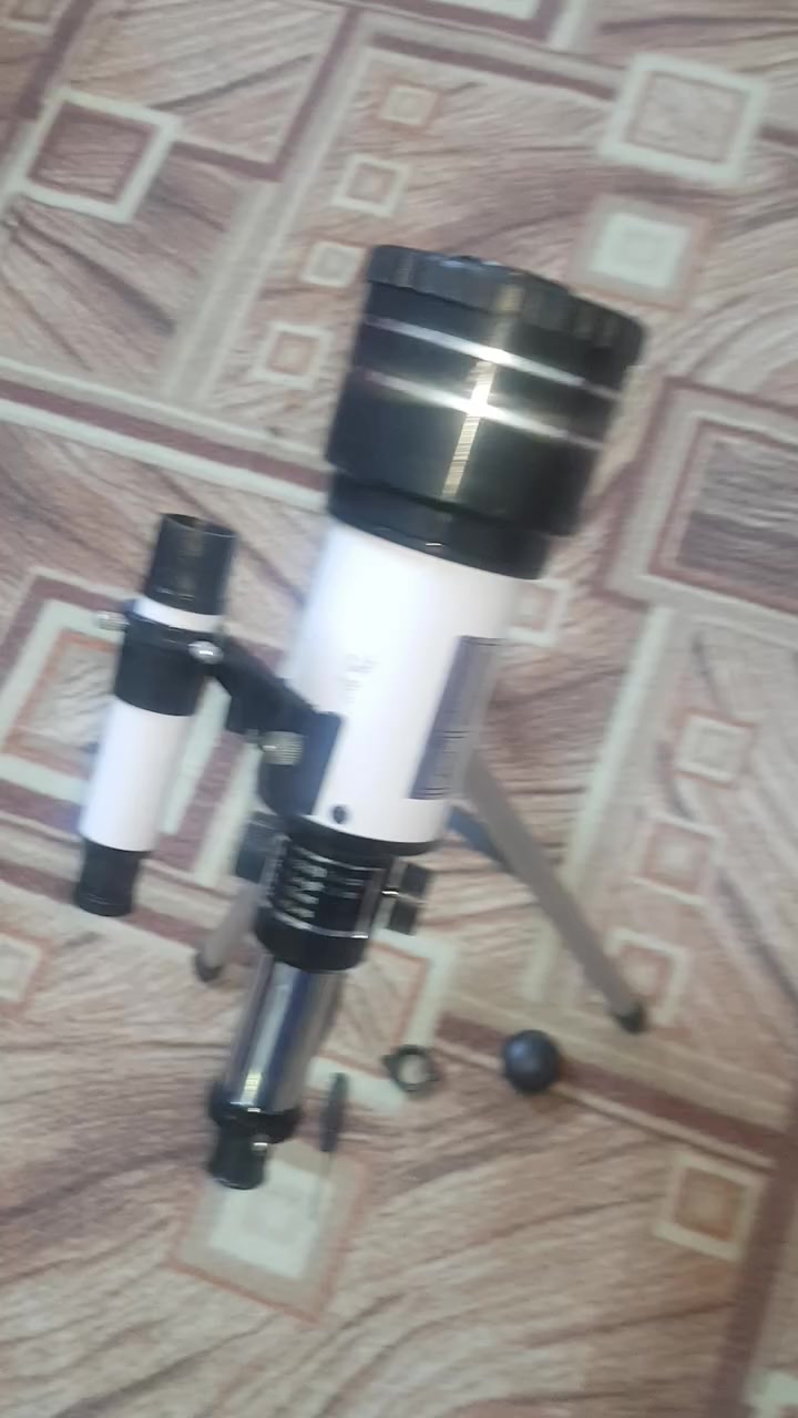 السلام عليكم اخوان ناظور تحفه جديد غير مستخدم للبيع يوجد توصيل
***********
