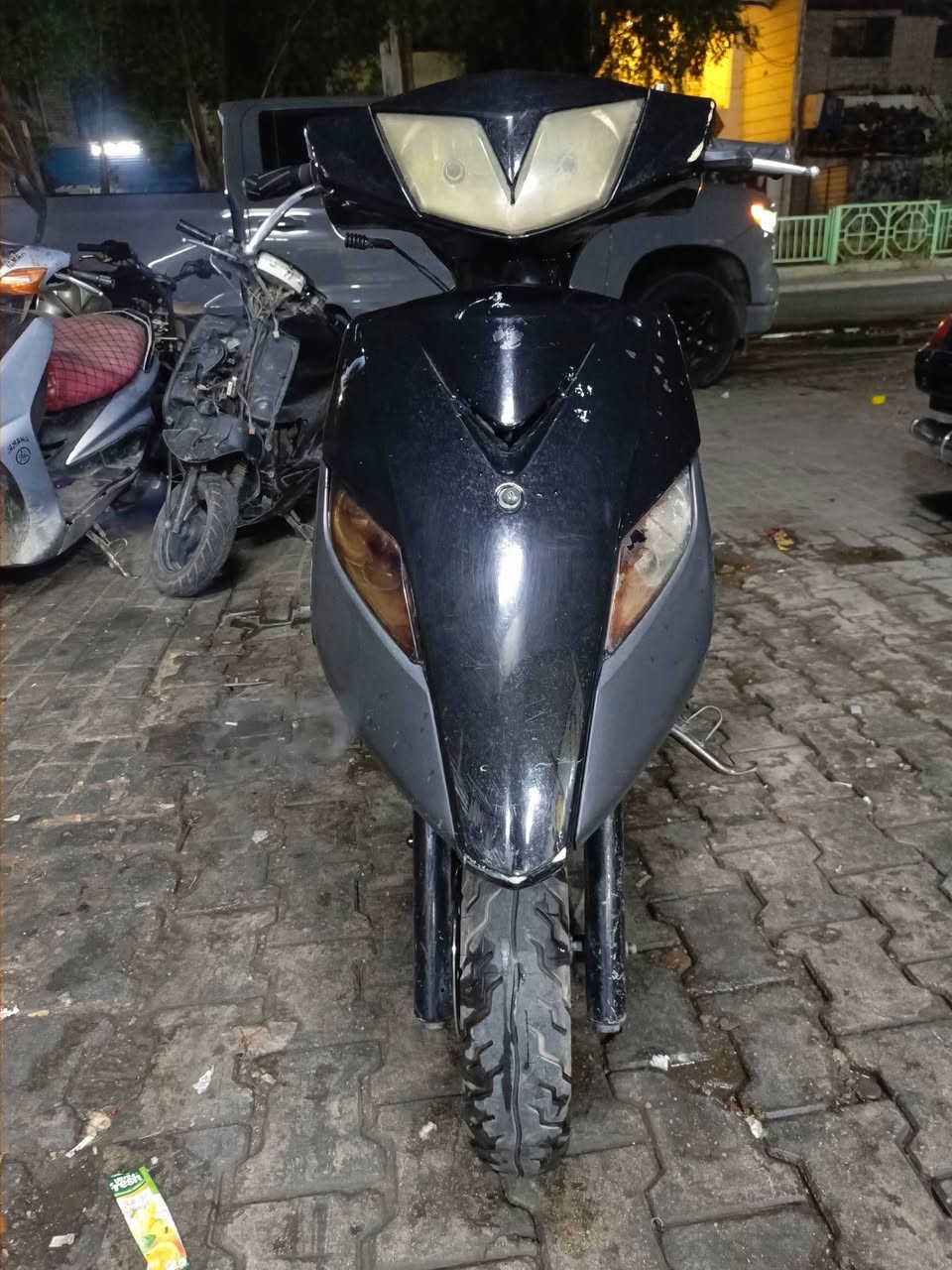 سلام عليكم كلشي موضح بصوره وفديو نكره سلف نكره هندر  بيهه لايت زنونو ماكس ثعلب 140دراجه  كامله سعر425وبيهه مجال العنوان الكاضميه الطي او الشعله متواجد وتساب ***********
