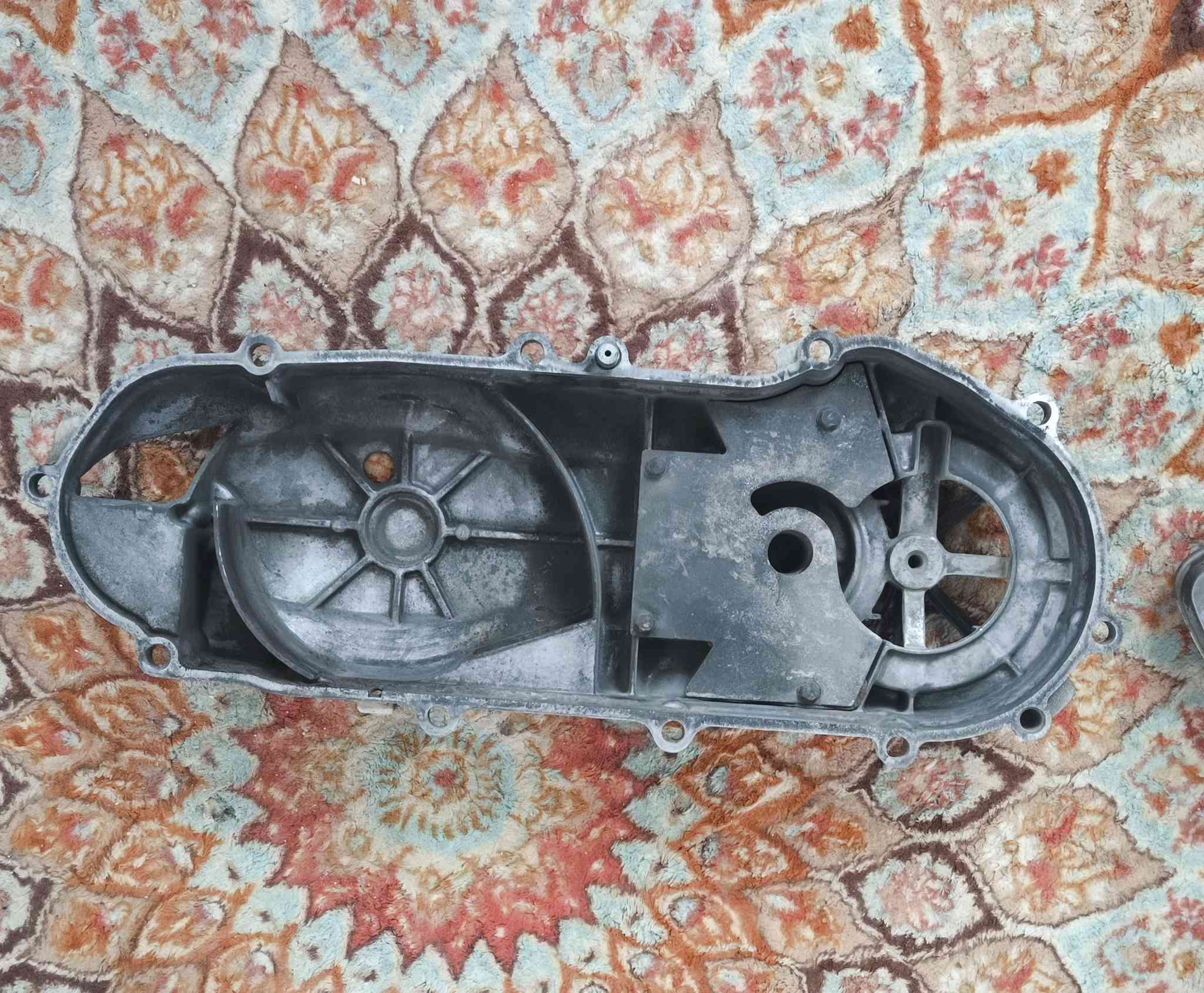 السلام عليكم 
غراض سكنس فحل نوزل 
1/دشبول عاطل يتصلح 
2/قبق هندر نضيف 
ب30
 مكاني ديالى بعقوبة ***********
