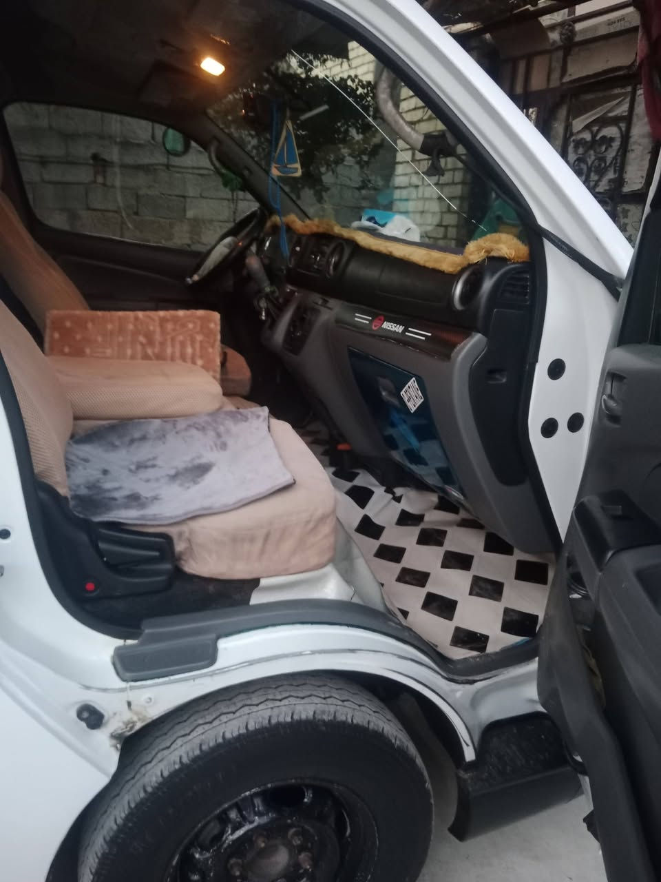 سياره نيسان مديل 2016  ضربه في السلايد خفيفه
مكلف بالنشر رقم  الشخص 0781 081 3721
