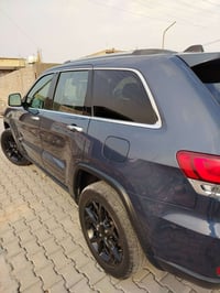 Jeep Limited 2020 جيب كراند شيروكي ليمتدد فول   بها جاملق وعاميه نفس ا...