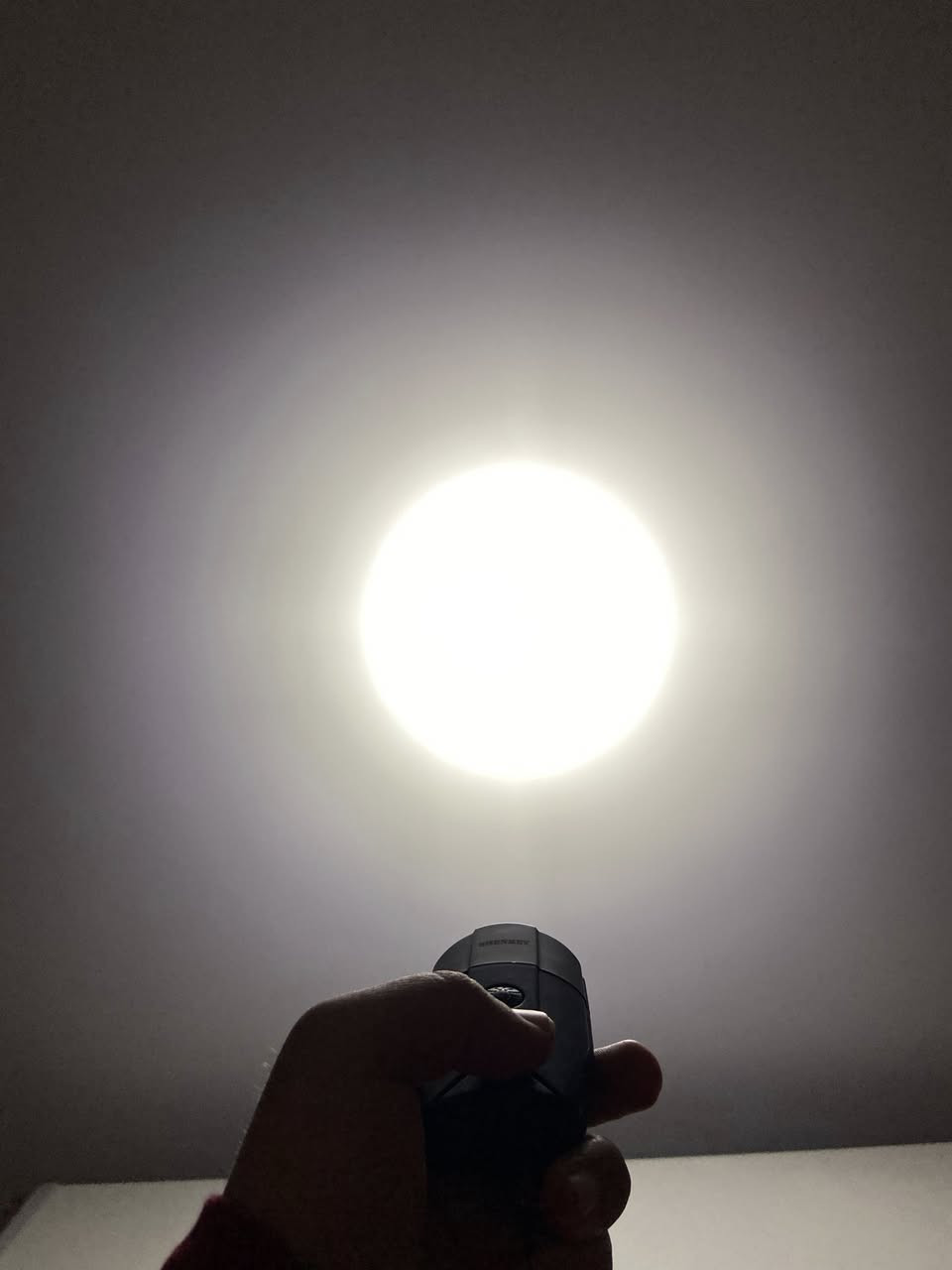 السلام عليكم
جهاز اضاءة للدراجة قطعة تخبل ويشتغل 3 انواع اضاءة خفيف قوي ورماش وجديدة بل كارتون

 السعر 6 الف


**إذا كنت صاحب هذا الإعلان وتريد حذفه لأي سبب، رجاءا أرسل رسالة إلى الدعم الفني**