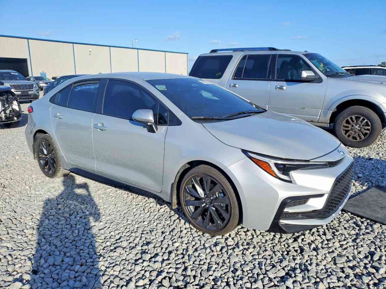 TOYOTA COROLLA SE 2025
تيوتا كورلا اس اي  2025 

المواصفات : SE

الحادث : موضح بالصور 

تعمل و تسير 
ماشيه :  10.817 مايل 
محرك 4 سلندر 2000 

تاريخ المزاد الاثنين 2026/2/23

السعر  يحدده المزاد 

شحن الى اربيل عن طريق دبي او مرسين وشحن الى العقبه 

شركة الدرة مكتب الدرة 5 للمزادات الامريكة و الكندية فرع الانبار الرمادي 

للتواصل 
*********** 
***********
عمر الكربولي
