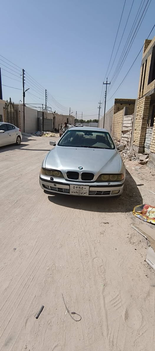 BMW
سيارة موديل 2000
مكينة محور 3000 
رقم سليمانية نافذة 31 
سعر ٣٥ 
مكلف بالنشر 
خابر صاحبها وبيك خير وتدلل 
***********

