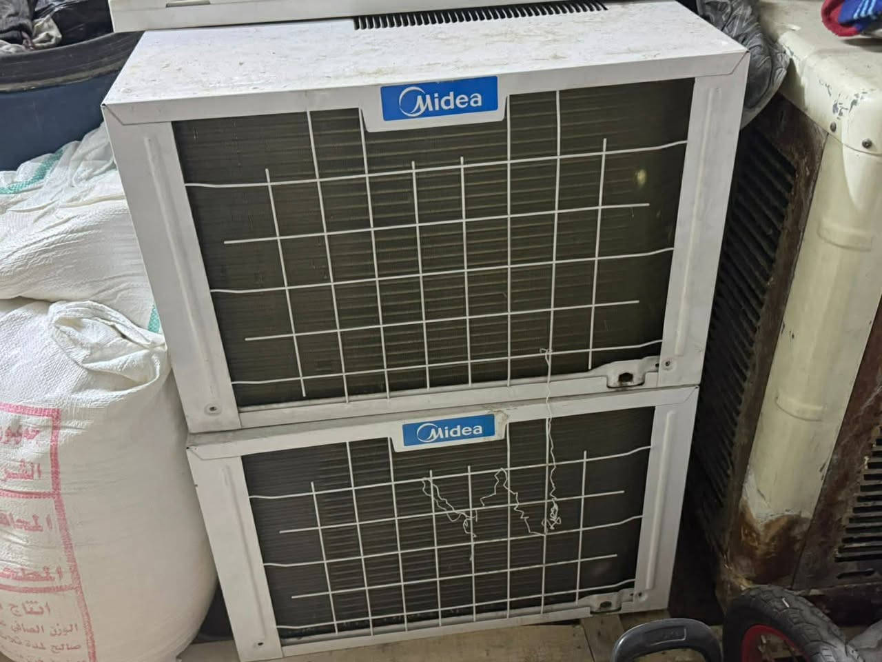 مكيفات عدد 2كل واحد طنين نوع ميديا جدد كلش شغالات حار بارد ب550بيهن مجال مكان بغداد حي الخضراء


**إذا كنت صاحب هذا الإعلان وتريد حذفه لأي سبب، رجاءا أرسل رسالة إلى الدعم الفني**