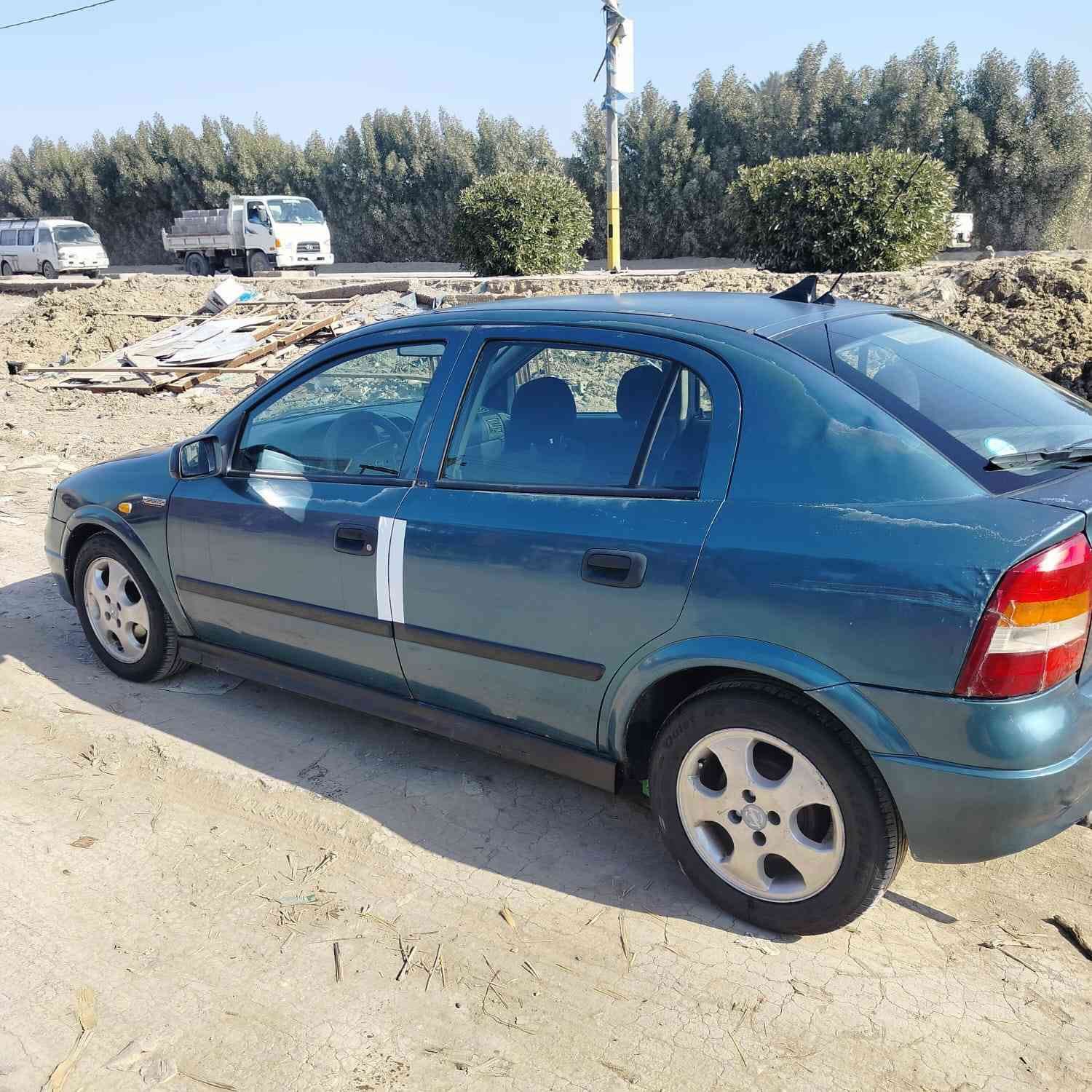 سلام عليكم من رخصت صاحب الكروب للبيع فقط اوبل استرا اوتماتيك سياره جاهزه بدون اي نقص كلشي بيه شغال تبريد مكينه كير كفاله تخم تاير صدر خير من الله سياره رقم بابل بشرط تحويل مكاتبه مروريه اذا صار اتفاق البيع باتري جديد غرفه حلوه كهربائيات كله بلاد بدون اي جطل هاتف  *********** واتساب موجود
