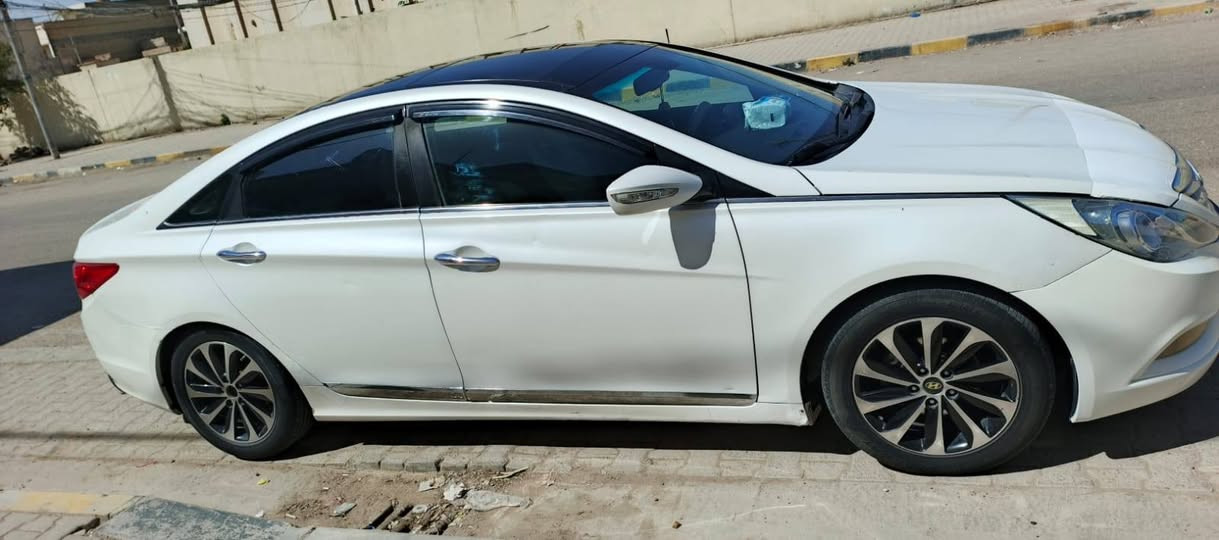للبيع...نقد فقط  اعتذر عن الاقساط
باسعر 130$وبيه مجال بسيط
سوناتا 2010 ابيض ثلجي 
رقم اربيل دولي (22)
✳️محرك 2400/شرط لاتبخير ولاتنقيص 
✳️كير اتوماتيك بدون اي عيب مال بيت"  
 🚘سياره جديده برغي ما ناقصها Ⓜ️

🔴سياره مكفوله كفاله. عامه  شرط على السونار 

✅صدر كهربائيات كلها شغاله تبريد ثلج ❄️ 
تايرات 4️⃣ جديدة 🆕 
صدر امامي خلفي كله جديد 
شرط التحويل ثاني يوم
السعر 130$ وبيها مجال بسيط 
مكان السيارة الديوانية


**إذا كنت صاحب هذا الإعلان وتريد حذفه لأي سبب، رجاءا أرسل رسالة إلى الدعم الفني**