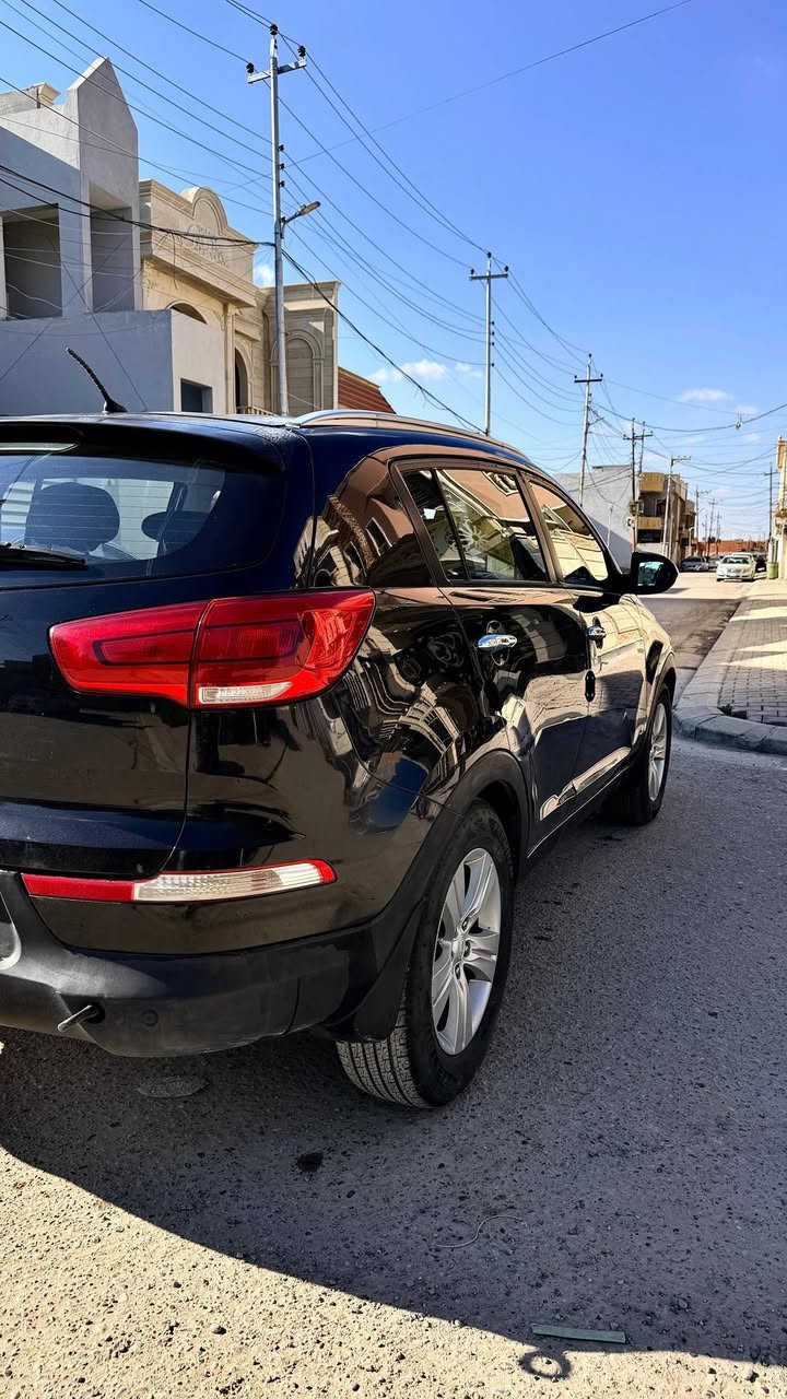 السلام عليكم
سبورتج 2017 خليجي شكل ال 16 رقم كركوك بأسمي شخصياً 

للبيع السيارة فقط وكالة وذلك لفقدان الاضبارة 

السيارة بحالة جيدة كير ومحرك بالشرط ماشية 132 كيلو

السعر 120 وبيها مجال 

***********
