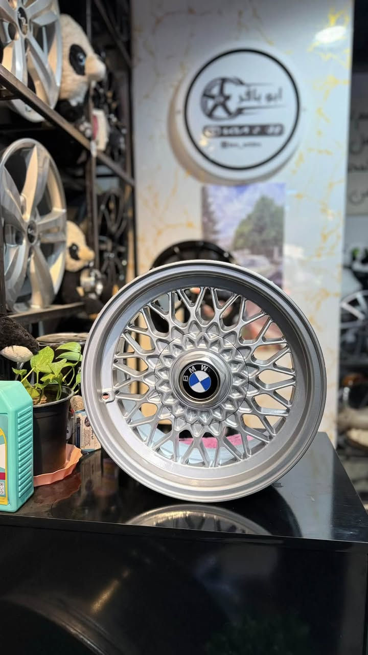 🛑 للبيع أو المراوس: ويل كب خليهBMW أصلي مختم 🛑
ومميز للي يدور نظافة وأصالة!
متوفر تخم  ويل كب BMW 
 النوع: أصلي مختم (مو تجاري ولا تعبان).
 الحجم: 15.
 الحالة: مكفول كفالة عامة من العواج، الفطر، والتصليح
💰 السعر 
 السعر: 300 ألف دينار قفل.
 المراوس: متوفر حسب الرغبة (للي عنده ويل وحاب يراوس).
🚚 التوصيل 
 متوفر خدمة توصيل سريعة لـ جميع المحافظات .
📍 العنوان 
 العنوان: بغداد - حي العامل - شارع 7 نيسان.
 للاستفسار والتواصل (واتساب): 📱 ***********
