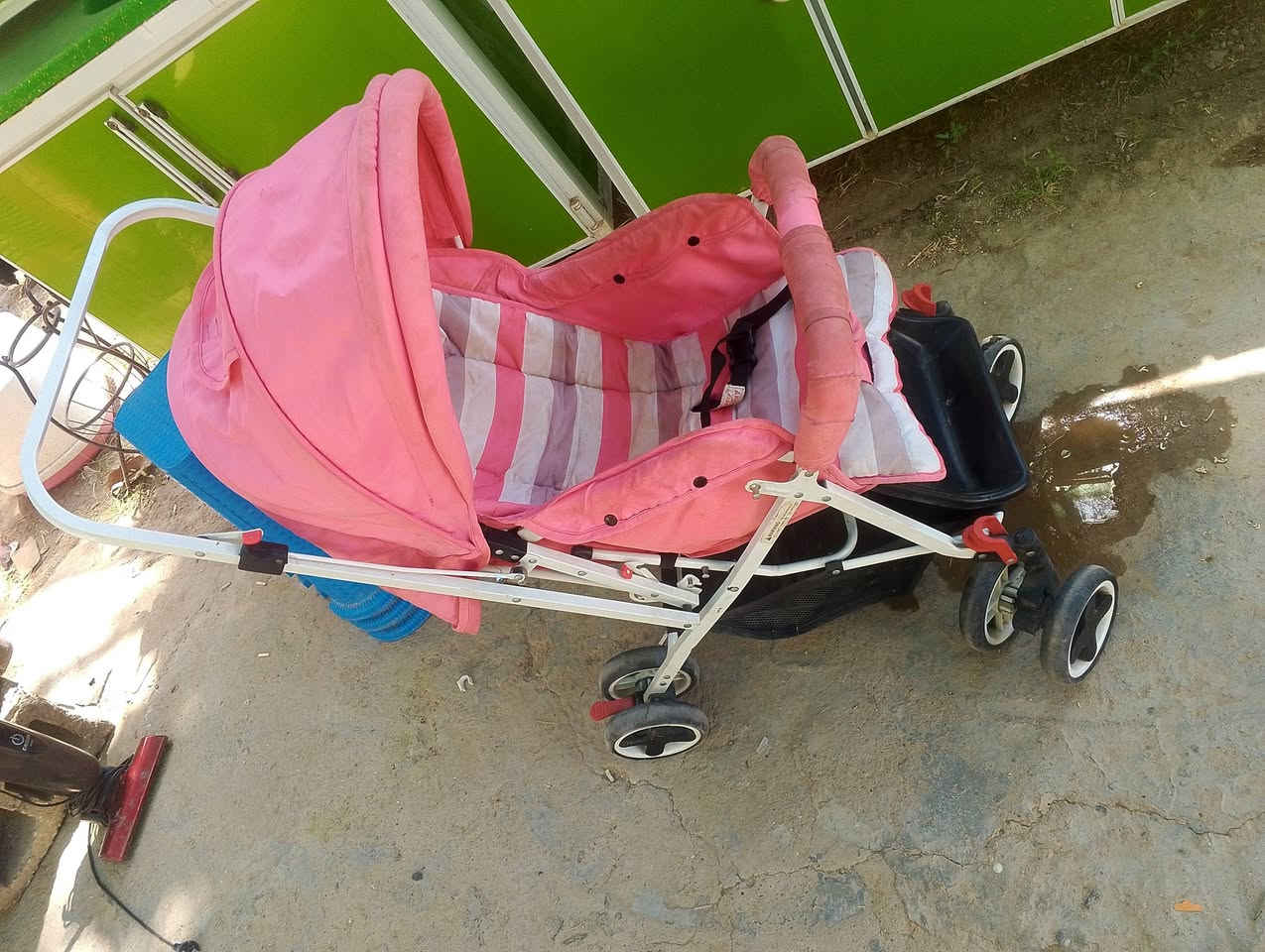 سلام عليكم غراض باله ومستخدم مكان الجمعيه الحولي بصف مجمع تركي ***********
