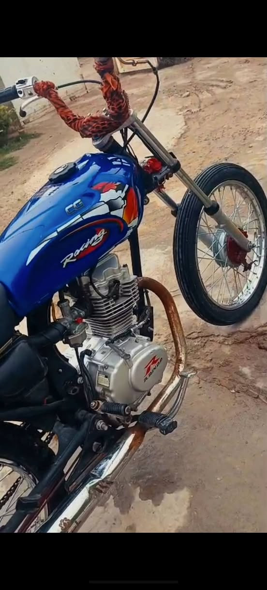 من رخصت صاحب الكروب 
سلام عليكم
دراجه نامه للبيع حربي 
 تعمير (2026) والشاصي( 2015)
اوراق أصوالي سعر (550) او بيها مجال للشراي 
اتصل عله الرقم (***********)او مراسله سلومي شتيكن
