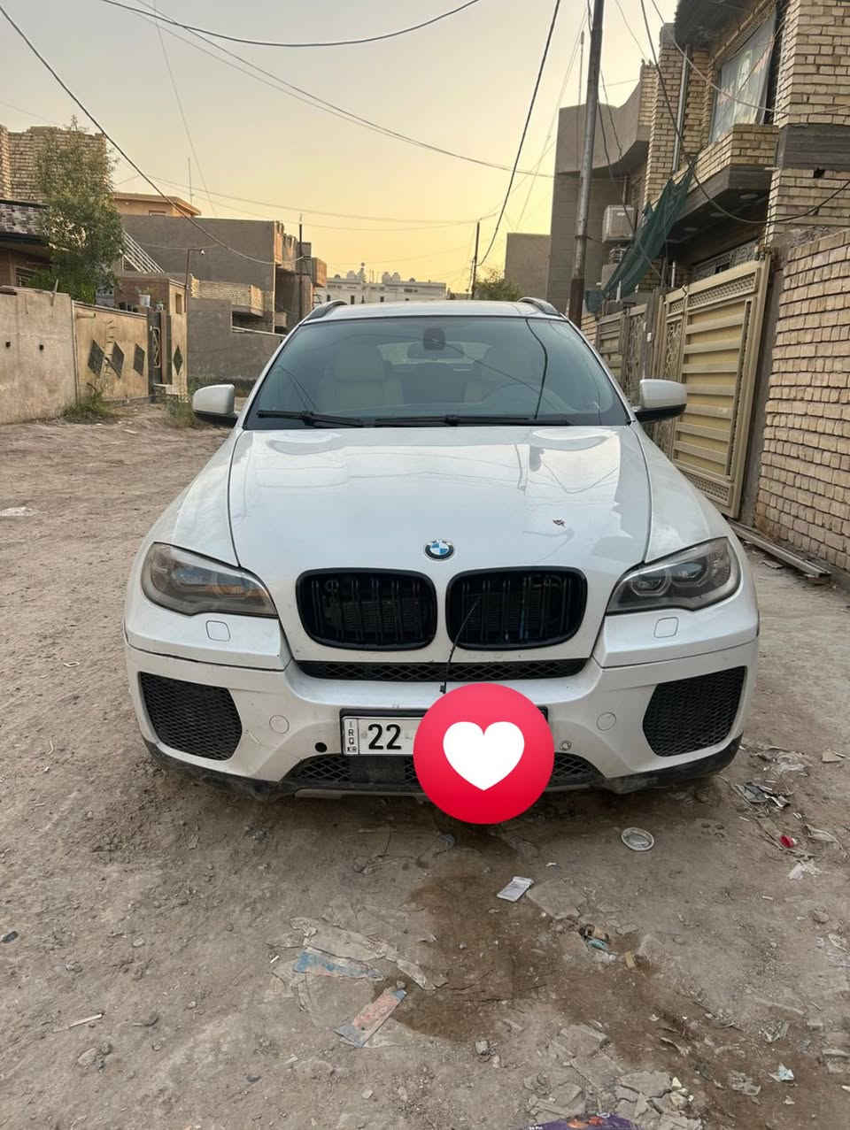 سلام عليكم اكس 6 موديل 2012 خليجي للبيع او المراوس حسب القناعه خليجي السعر 160وبيه مجال رقم صاحب السياره ***********
