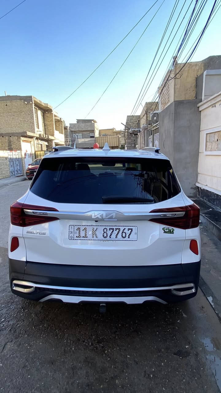 السلام عليكم شباب كيا سيتلوس للبيع موديل 23وارد امريكي حادثها بنيد ودعامية الصور موجودة رقم بغداد باسمي 
 *********** السعر 150 وبيها مجال بسيط
