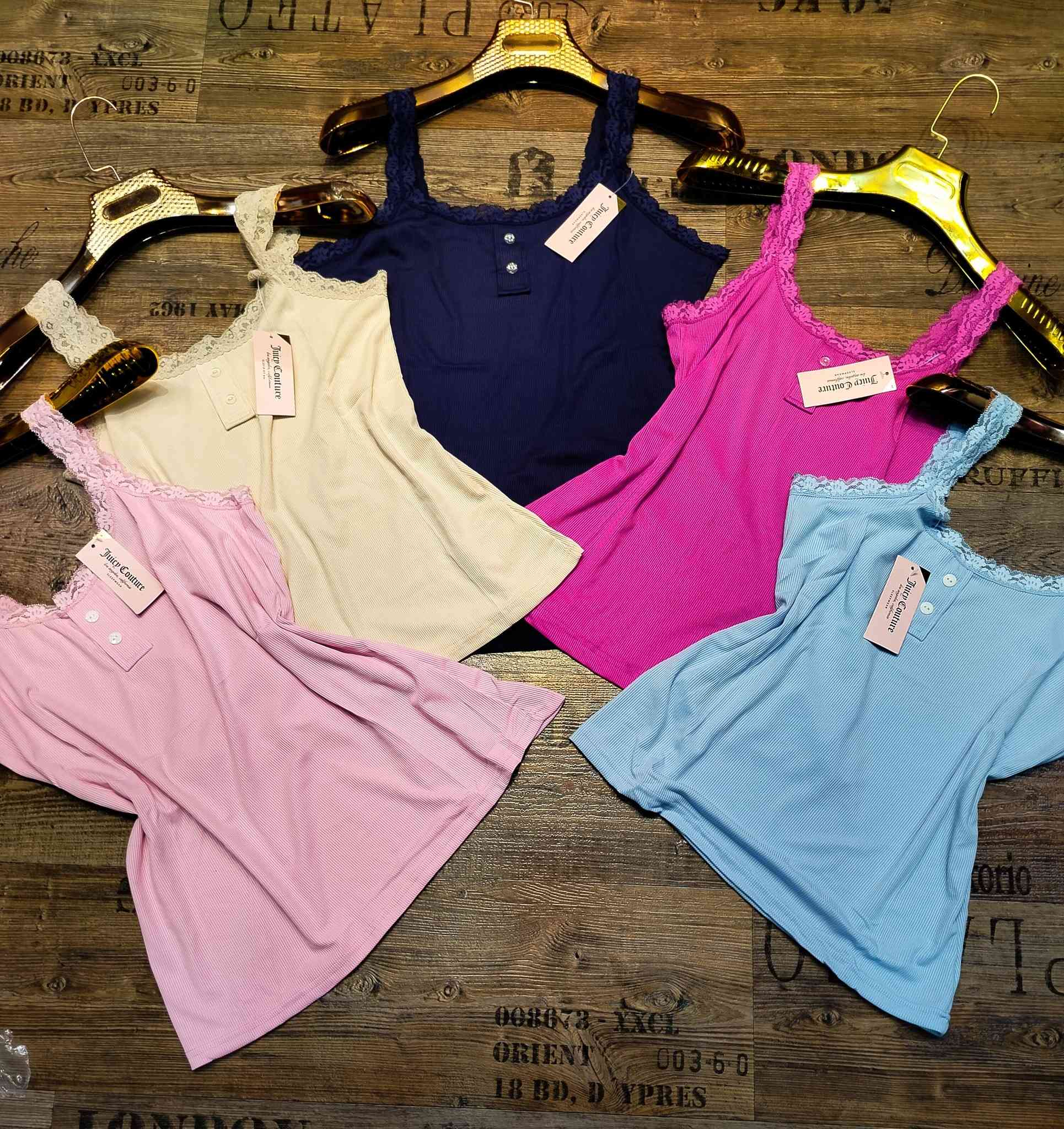 بيستي سروال كوتون أمبرطاسيون اريور 
السعررر فالخاص سومة لافار سيري فيه6حبات 
لطاي M L XL 
التوصيل متوفر ل69ولاية أهلا وسهلا بكم


**إذا كنت صاحب هذا الإعلان وتريد حذفه لأي سبب، رجاءا أرسل رسالة إلى الدعم الفني**