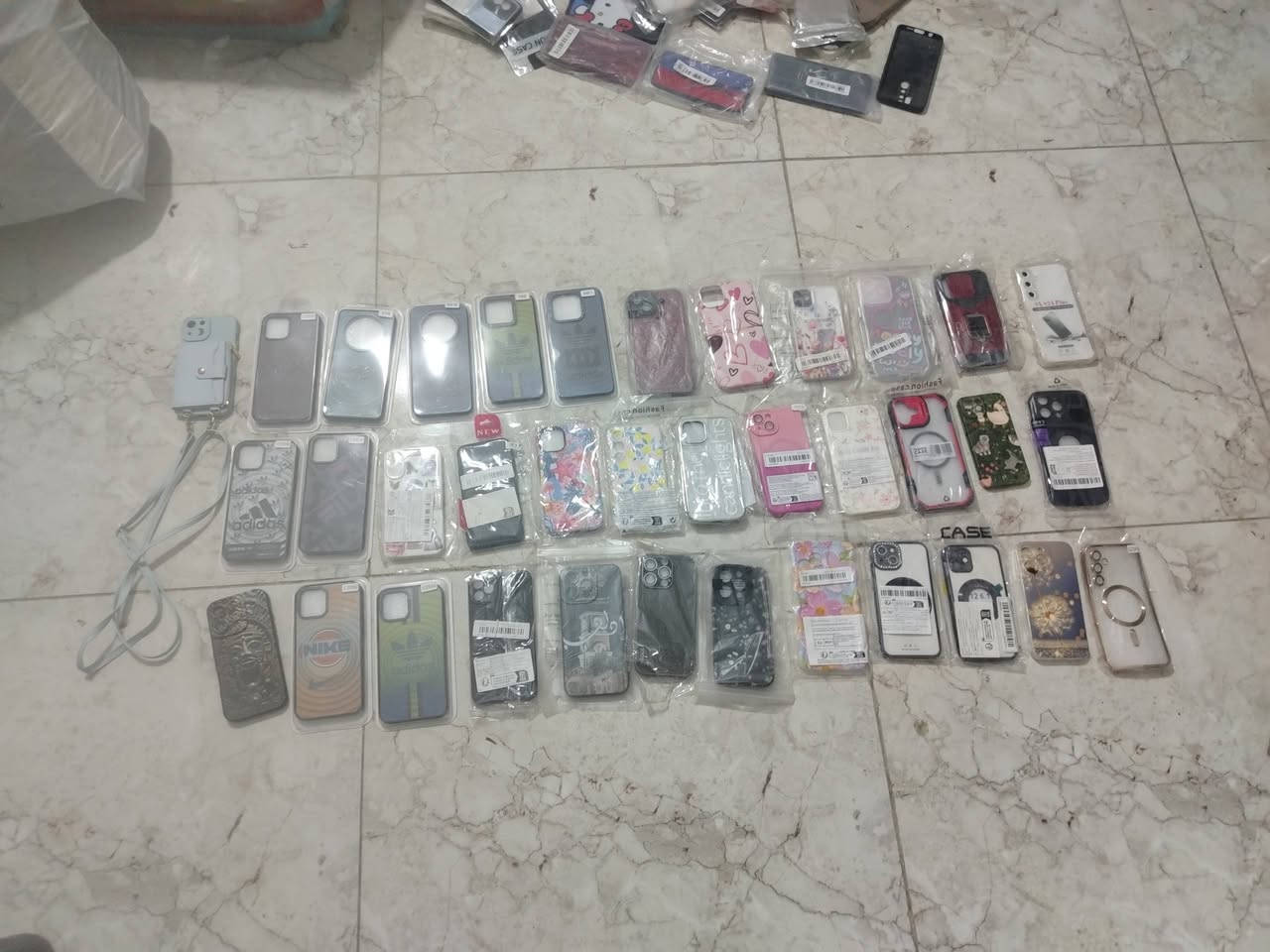 سلام عليكم اخوان عندي كفرات 500قطعه السعر قطعه ربع توصل عل خاص


**إذا كنت صاحب هذا الإعلان وتريد حذفه لأي سبب، رجاءا أرسل رسالة إلى الدعم الفني**