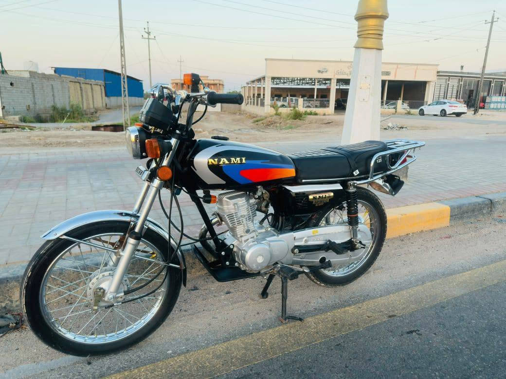 سلام  عليكم نامه ٢٣ بلد  وكيلهه نوفل دراجه تفحص وين ما يعجبك  دراجه بلديه طالعه بل ٢٤  سعر ١٣٥٠.  بيع فقط إذ مراوس بزت ار  طي فرق  اروس  نتصال ***********
