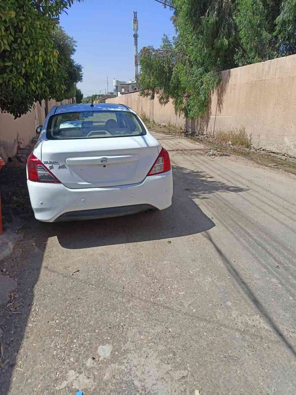 نيسان سني موديل 23 
رقم صلاح الدين العنوان الشرقاط 
***********
