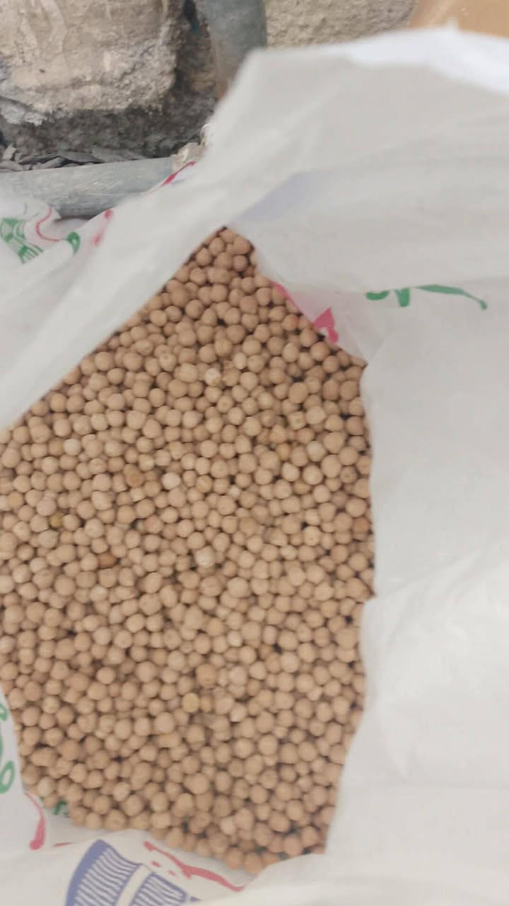 توجد مواد غذائيه للبيع تمن وعدس وحمص وطحين وحمص مجروش ومعجون الطماطم للبيع


**إذا كنت صاحب هذا الإعلان وتريد حذفه لأي سبب، رجاءا أرسل رسالة إلى الدعم الفني**