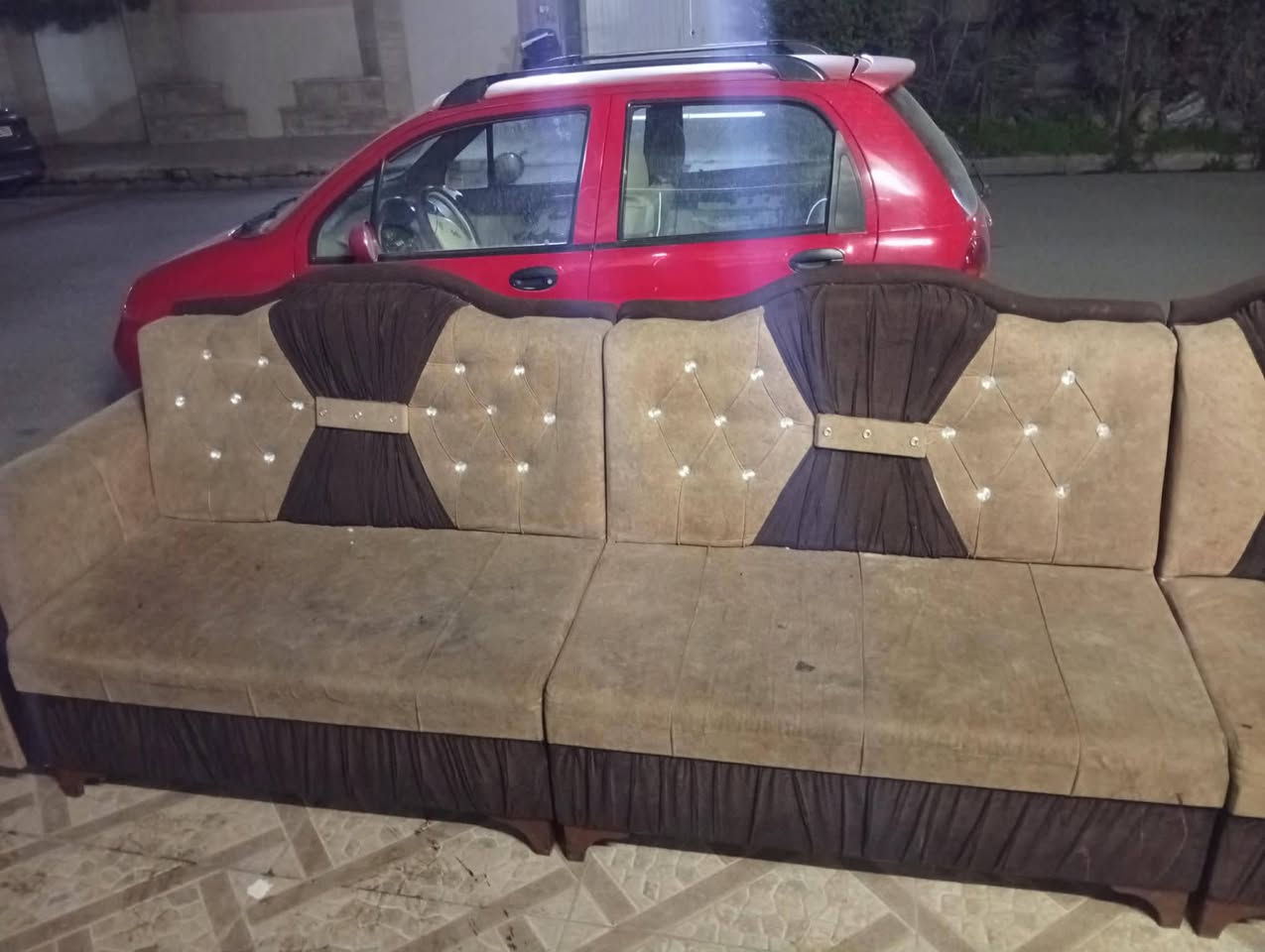 ديوان ٧ أمتار شغل موصل سعر ١٥٠
مرايه مع ديكور سعرها ٢٧٥
نضافه واضحه عنوان حي الميثاق


**إذا كنت صاحب هذا الإعلان وتريد حذفه لأي سبب، رجاءا أرسل رسالة إلى الدعم الفني**