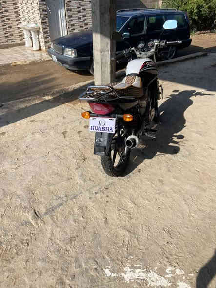 السلام عليكم
دراجه هيوشه للبيع كامل ماناقصه شي كهربائيات كله شغاله محرك صافي ماشاء الله عليه 

موديل 2015
السعر 500وبي مجال

العنوان القائم العبيدي 

للاستفسار***********
